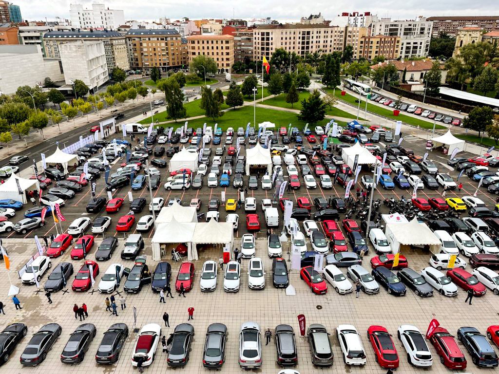 bernesga-motor-i-salon-acole-cel-vehiculos-ocasion-kilometro-0 bernesga-motor-i-salon-acole-cel-vehiculos-ocasion-kilometro-0